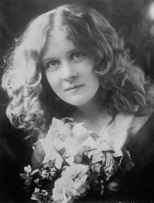 Florence MacBeth, 1913. Creator: Bain News Service.