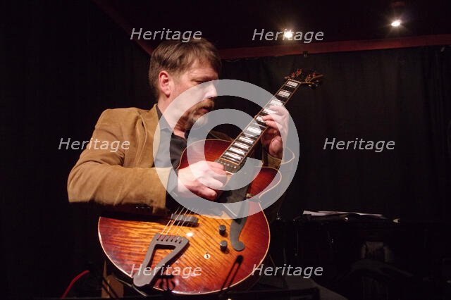 Nigel Price, Alessio Menconi, Nigel Price Quartet, Verdict Jazz Club, Brighton, East Sussex, 2022. Creator: Brian O'Connor.
