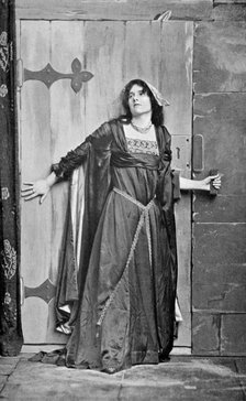Miss Kitchener as Kate Douglas, 1911-1912.Artist: Frederick Downer & Sons