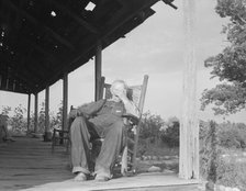 Aged cotton farmer, Greene County, Georgia, 1937. Creator: Dorothea Lange.