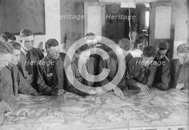 Military Training, 1917 or 1918. Creator: Harris & Ewing.