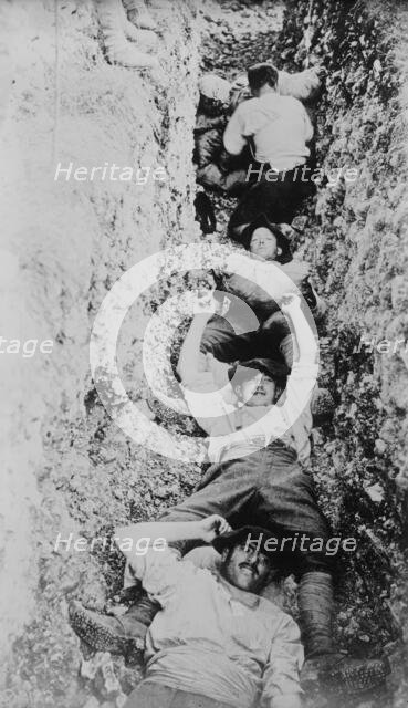 Moving dirt in trench (France), between c1915 and 1918. Creator: Bain News Service.