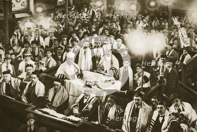 Interior of an East End synagogue during a festival, London, 20th century. Artist: Unknown
