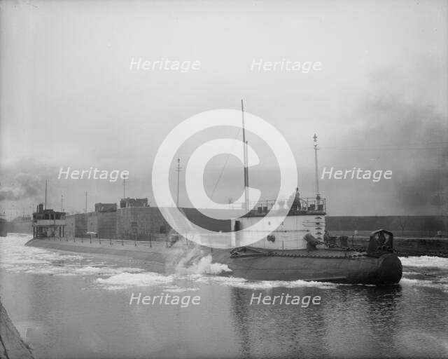 Whale back, No. 132, between 1900 and 1910. Creator: Unknown.
