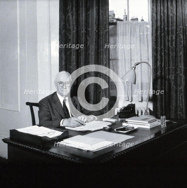 Sir Henry Hallett Dale. Creator: Unknown.