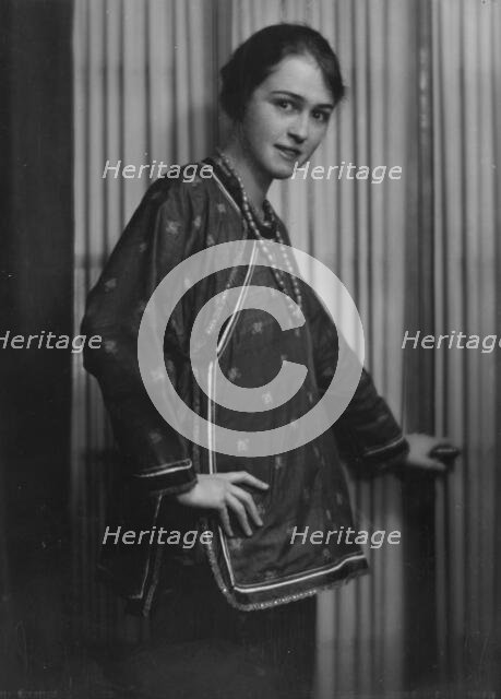Beyer, Charlotte, Miss, portrait photograph, 1917 Apr. 10. Creator: Arnold Genthe.