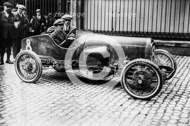 1923 Aston Martin 1.5 Strasbourg driven by Clive Gallop in 1922 French Grand Prix. Creator: Unknown.