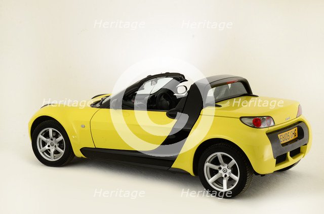 2005 Smart Roadster Artist: Unknown.