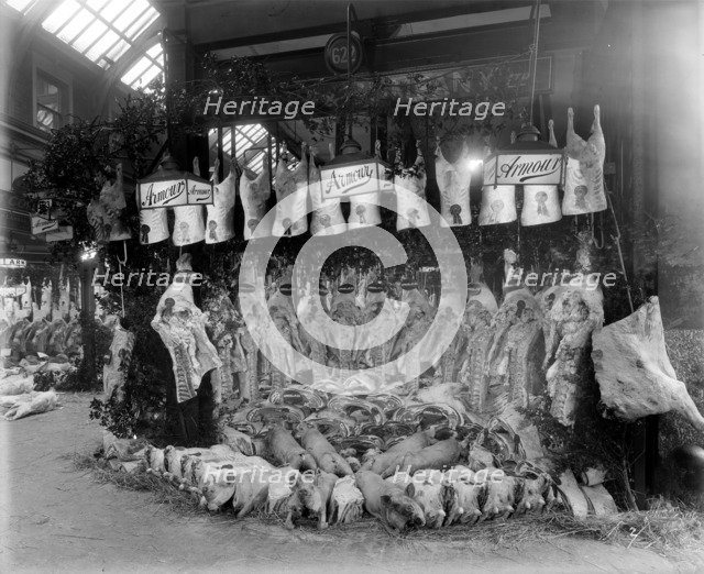Butcher's display for the Armour Company at Smithfield Market, London.  Artist: Bedford Lemere and Company