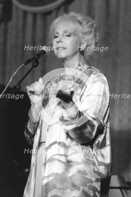 Marion Montgomery, Pizza on The Park, Hyde Park, London, 1999. Creator: Brian Foskett.