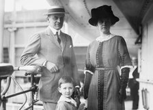 Count Moltke, wife and child, between c1910 and c1915. Creator: Bain News Service.