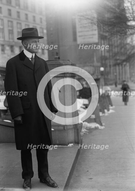 Walker D. Hines, Director General, U.S.R.R. Adm., 1917. Creator: Harris & Ewing.
