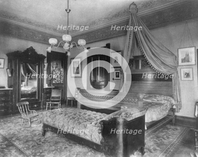 Barber House ("Belmont"), Washington, D.C., 1890s. Creator: Frances Benjamin Johnston.
