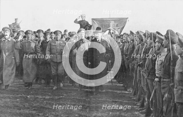 ''La Fin de Trois Empires; Dans la Russie des Soviets..., 1918. Creator: Unknown.