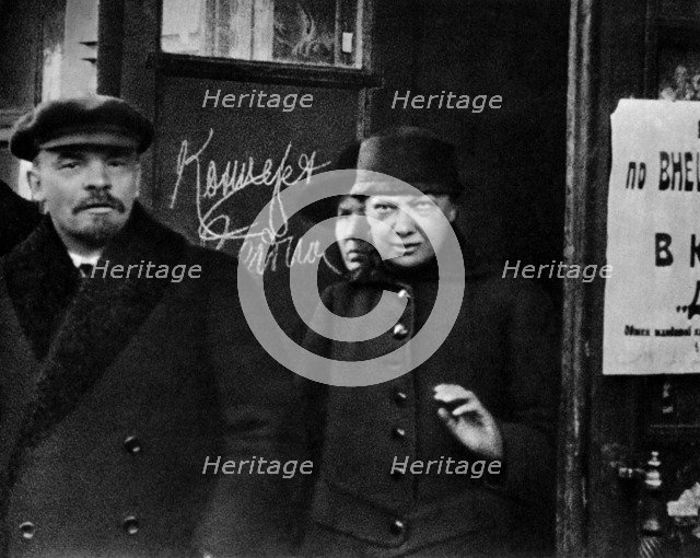 Russian Bolshevik leader Vladimir Lenin and his wife, Nadezhda Krupskaya, Russia, 1922. Artist: Unknown