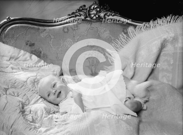 Haller, Robert, Children - Portrait, 1933. Creator: Harris & Ewing.