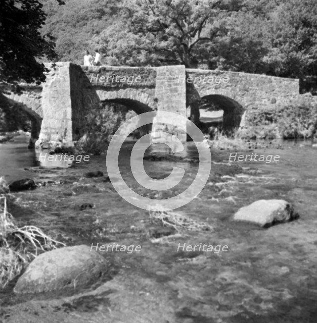 Fingle Bridge, Drewsteignton, Devon, 1945-1980. Artist: Eric de Maré