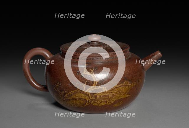 Teapot with Gold Leaf Landscape and Imperial Poem, 1762-95. Creator: Chen Hanwen (Chinese, active c. 1720s-90s).