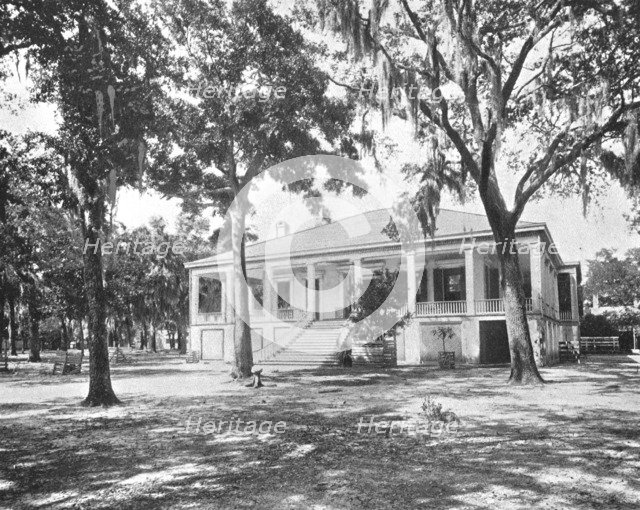 Home of Jefferson Davis, Biloxi, Mississippi, USA, c1900.  Creator: Unknown.