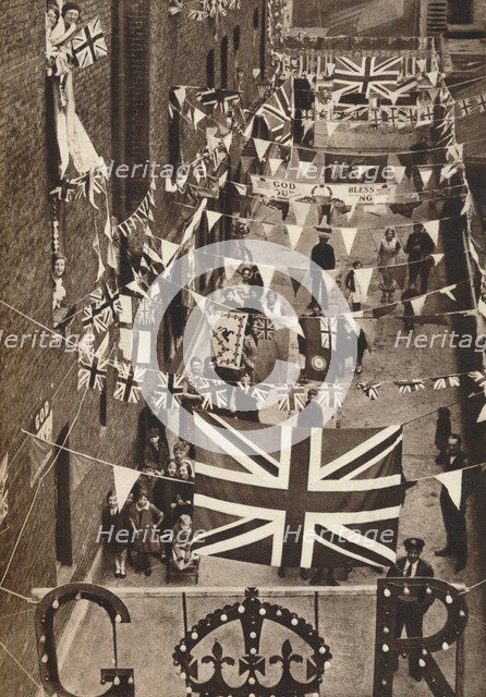 'Blackfriars, London, decoarted for King George VI's coronation', 1937. Artist: Unknown.