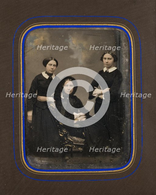 Portrait of Sisters Ekaterina Mikhaylovna, Maria Mikhaylovna und Julia Mikhaylovna Pashkov.