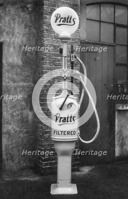 Pratt's Gilbarco T8 petrol pump 1912. Creator: Unknown.