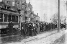 Suffrage hike to Wash'n, 1913. Creator: Bain News Service.