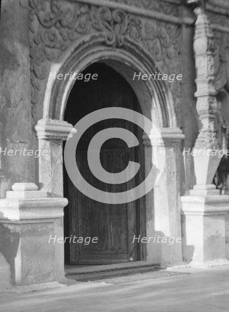 Travel views of the American Southwest, between 1899 and 1928. Creator: Arnold Genthe.