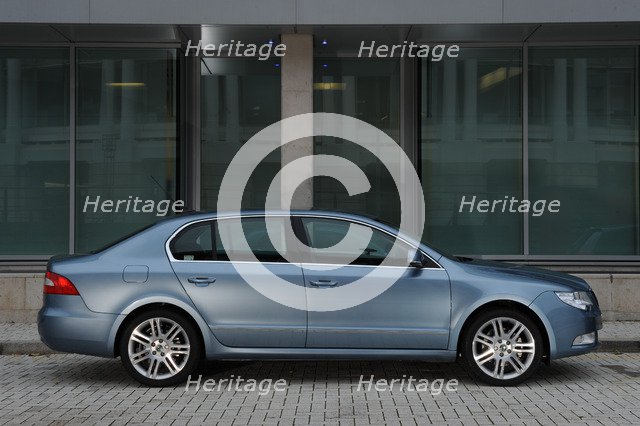 Skoda SUPERB 2008. Artist: Simon Clay.