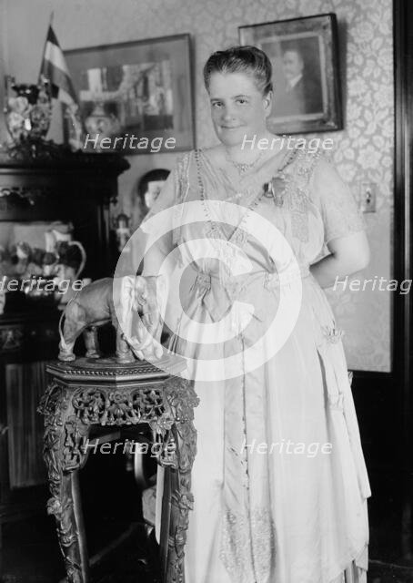 Mrs. J.F. Yawger, between c1915 and c1920. Creator: Bain News Service.