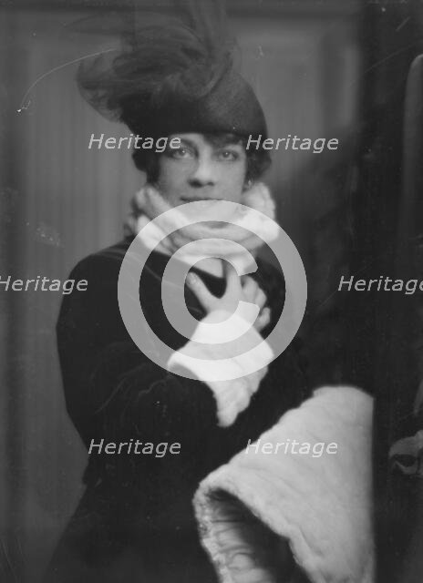 Claussen, Julia, Miss, portrait photograph, 1916 Mar. 2. Creator: Arnold Genthe.