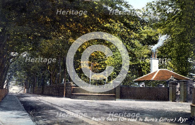 Rozelle Gates, on the road to Burn's Cottage, Ayr, Ayrshire, 1913. Artist: Unknown