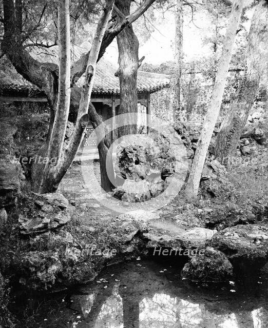 Amoy (Xiamen), Fukien province, China: a temple, 1870/1871. Creator: John Thomson.