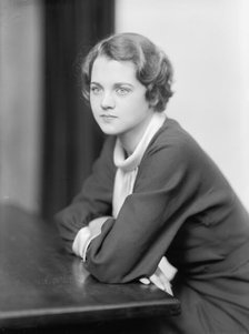 Earnshaw, Helen - Portrait, 1933. Creator: Harris & Ewing.