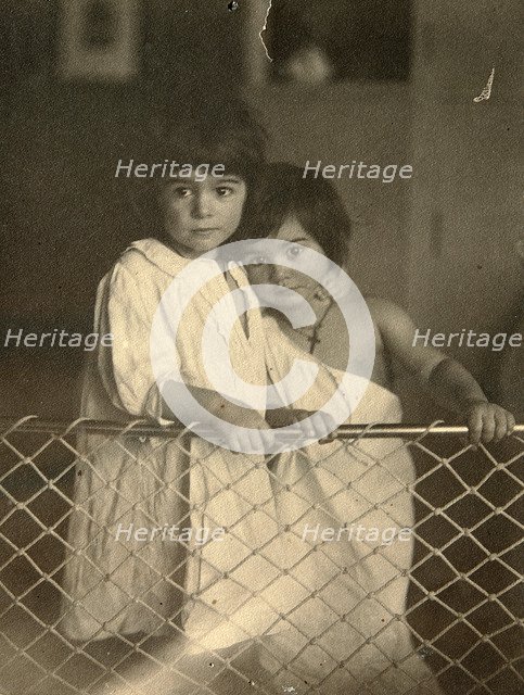 Portrait of two children, late 19th or early 20th century.  Artist: Leonid Andreyev