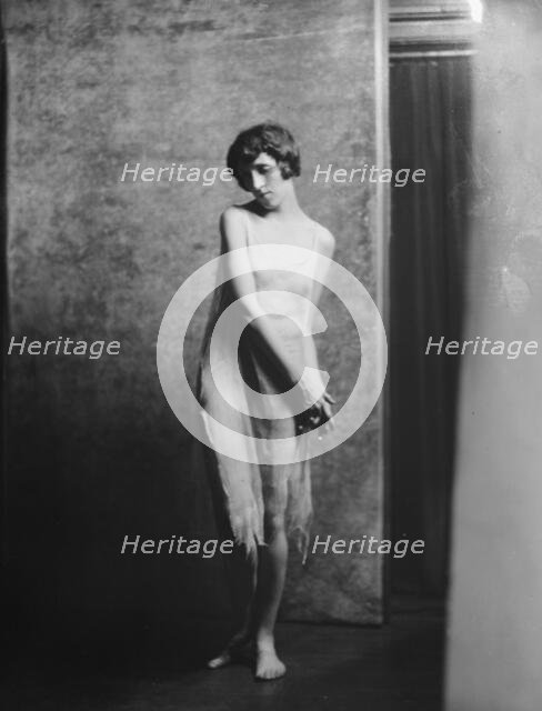 Christie, Grace, Miss, 1925 June 10. Creator: Arnold Genthe.