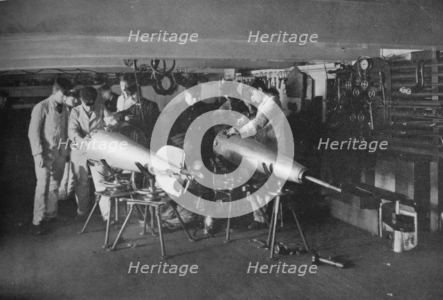 'Examining a Torpedo', 1914. Artist: Unknown.