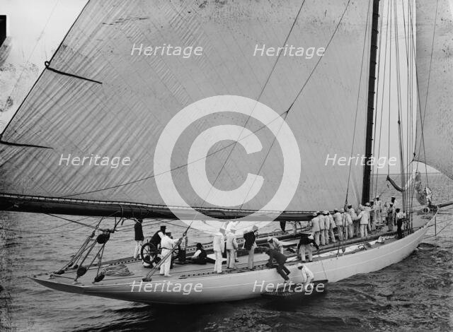 Defender, deck view, 1895 July 22. Creator: John S Johnston.
