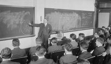 Internat'l law class, Columbia, 1918. Creator: Bain News Service.