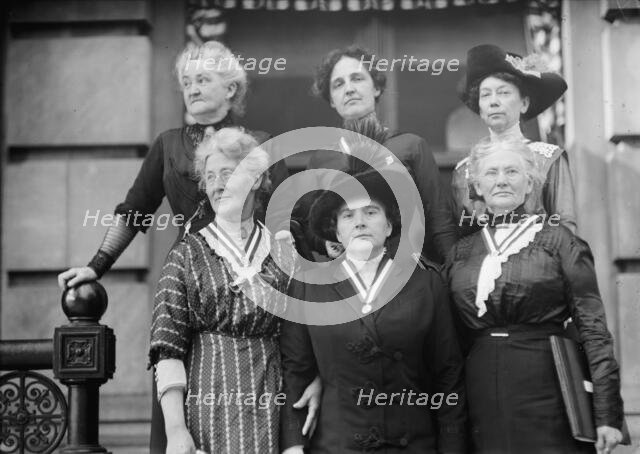 United Daughters of Confederacy - Kennedy, Mrs., Ludlow, Mrs. Drury Conway, Mckinley..., 1912. Creator: Harris & Ewing.