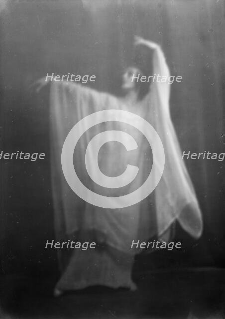 Pavlova, Anna, Madame, 1915 Nov. 8. Creator: Arnold Genthe.