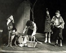 Waiting for Godot' by Samuel Becket, representation of 1967.