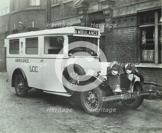 London County Council ambulance, Deptford, 1935. Artist: Unknown.