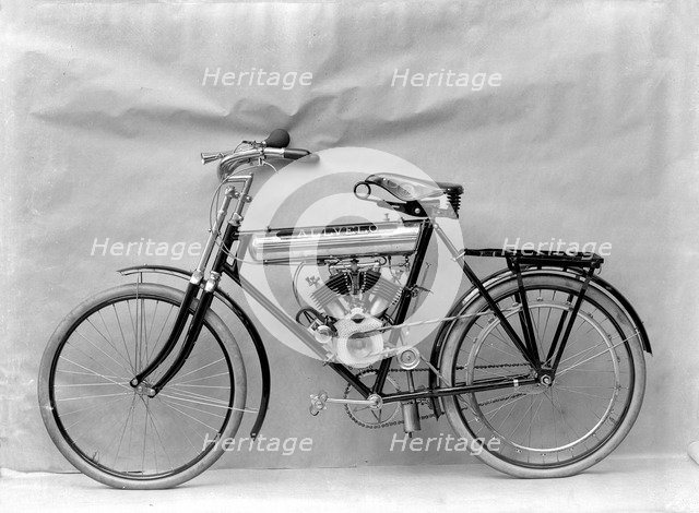 Allvelo motorcycle manufactured at Landskrona, Sweden, 1905. Artist: Unknown